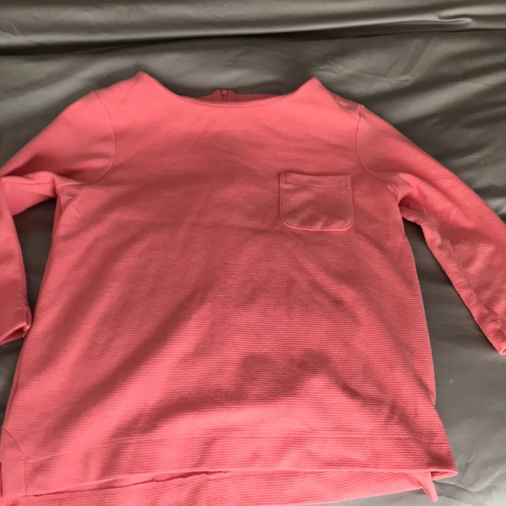 Elle tops size